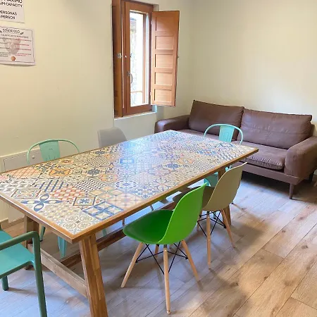 Hostel De Peregrinos Senor Oso *