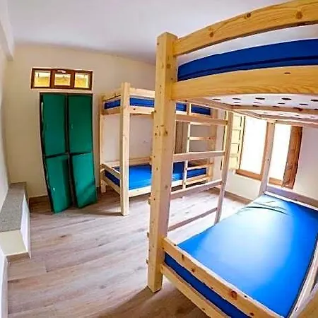Auberge de jeunesse De Peregrinos Senor Oso