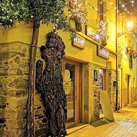 De Peregrinos Senor Oso Molinaseca