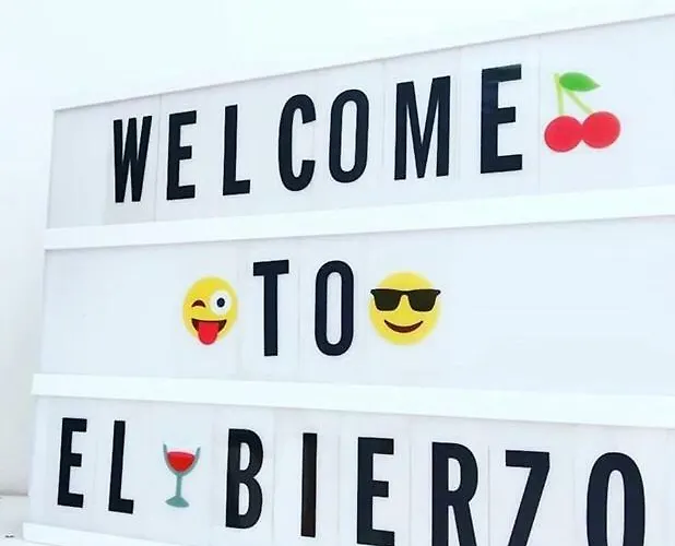 Senor Oso Хостел *